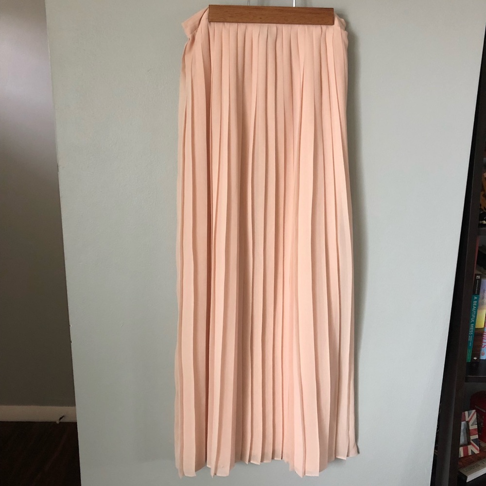Dusty Pink pleated maxi skirt
